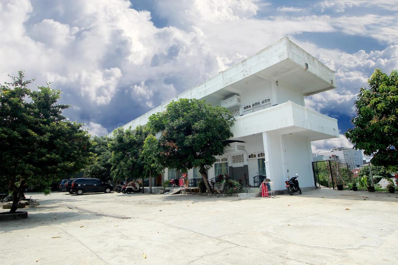 OYO 1669 Hotel Vista Syariah Bengkulu Bagian luar foto
